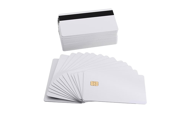 Ứng dụng của phôi thẻ nhựa trắng PVC 2 Phôi thẻ nhựa trắng có gắn chip