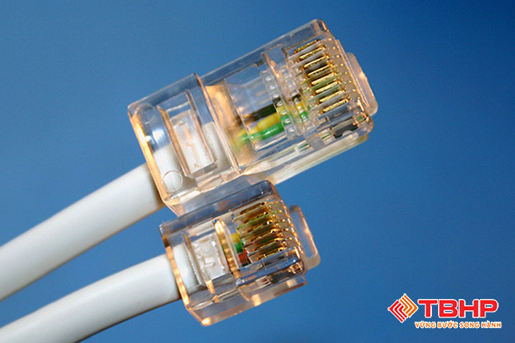 Cách kết nối máy qua USB / Ethernet